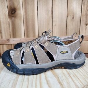 Keen Newport H2 Sandals Mens Size 9.5 Brown Hiking Water Shoes Closed Toe